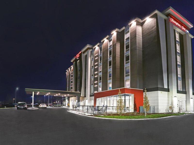 Hampton Inn Peterborough Exterior foto